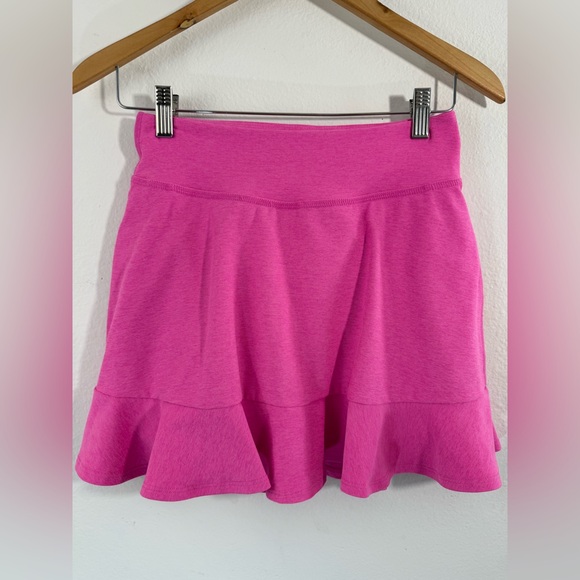 BEYOND YOGA Dare To Flare Skirt Skort in Spacedye Pink Size Small - Picture 3 of 11